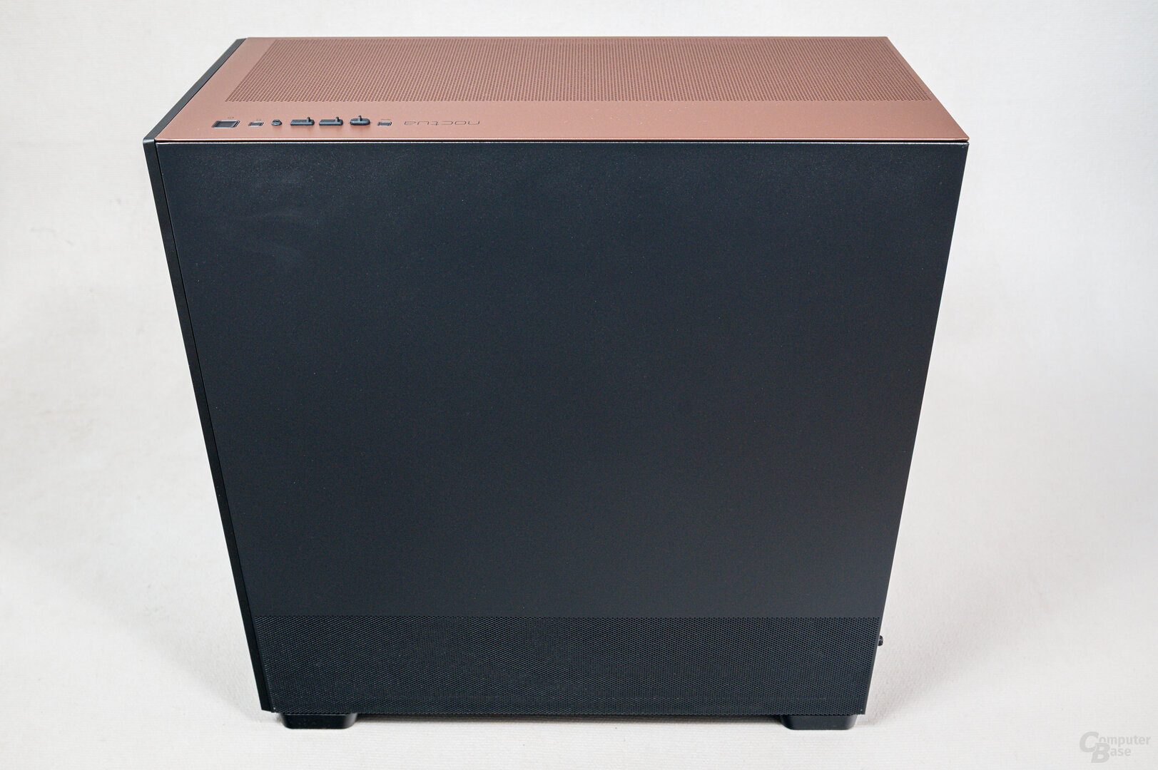 Antec Flux Pro Noctua Edition im Test