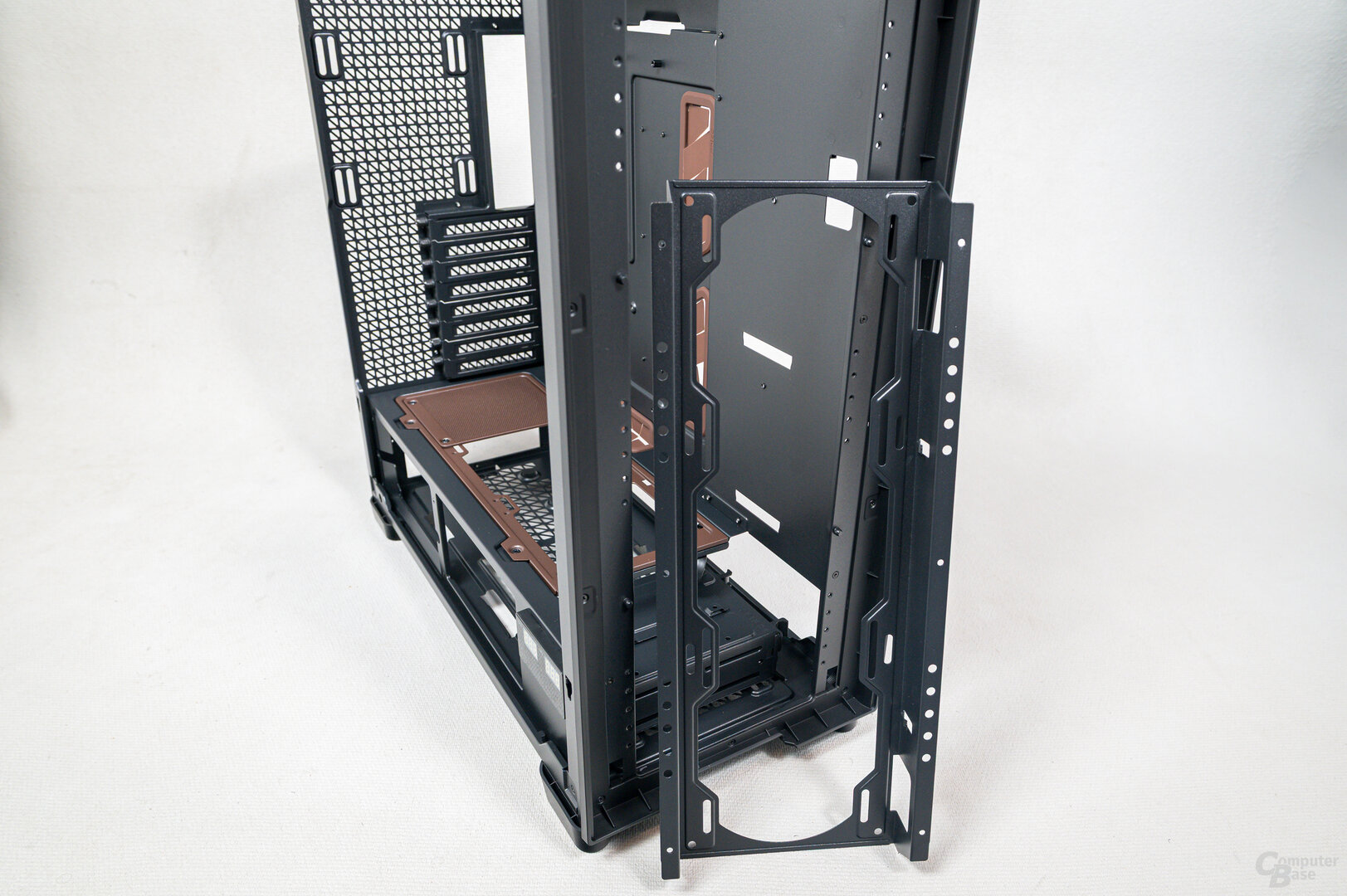 Antec Flux Pro Noctua Edition im Test