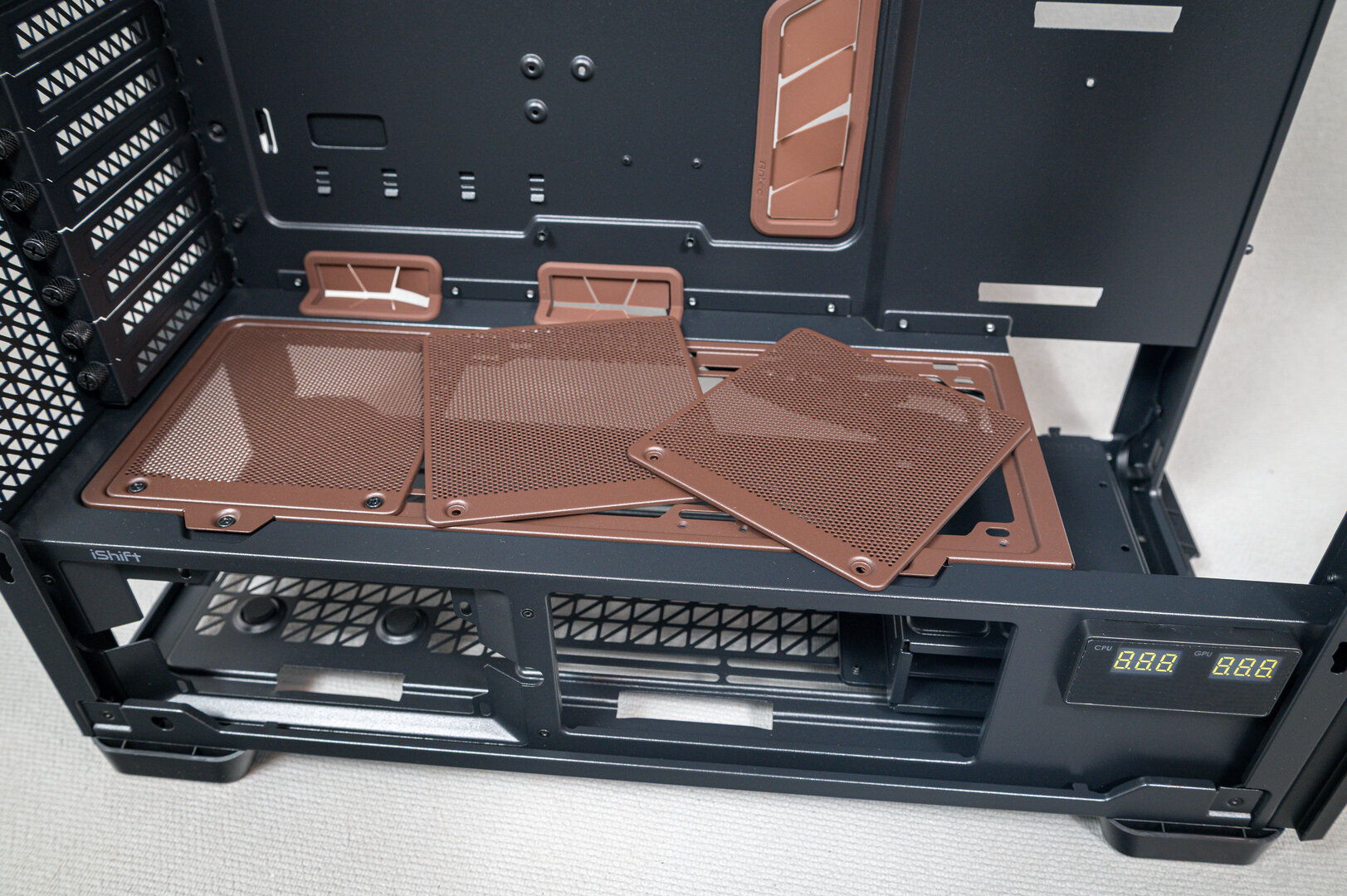 Antec Flux Pro Noctua Edition im Test