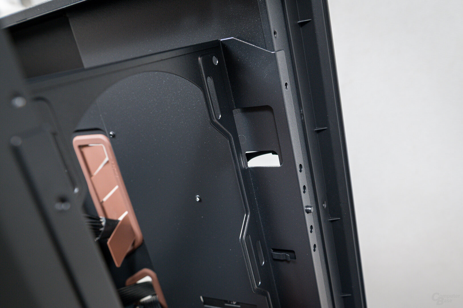 Antec Flux Pro Noctua Edition im Test