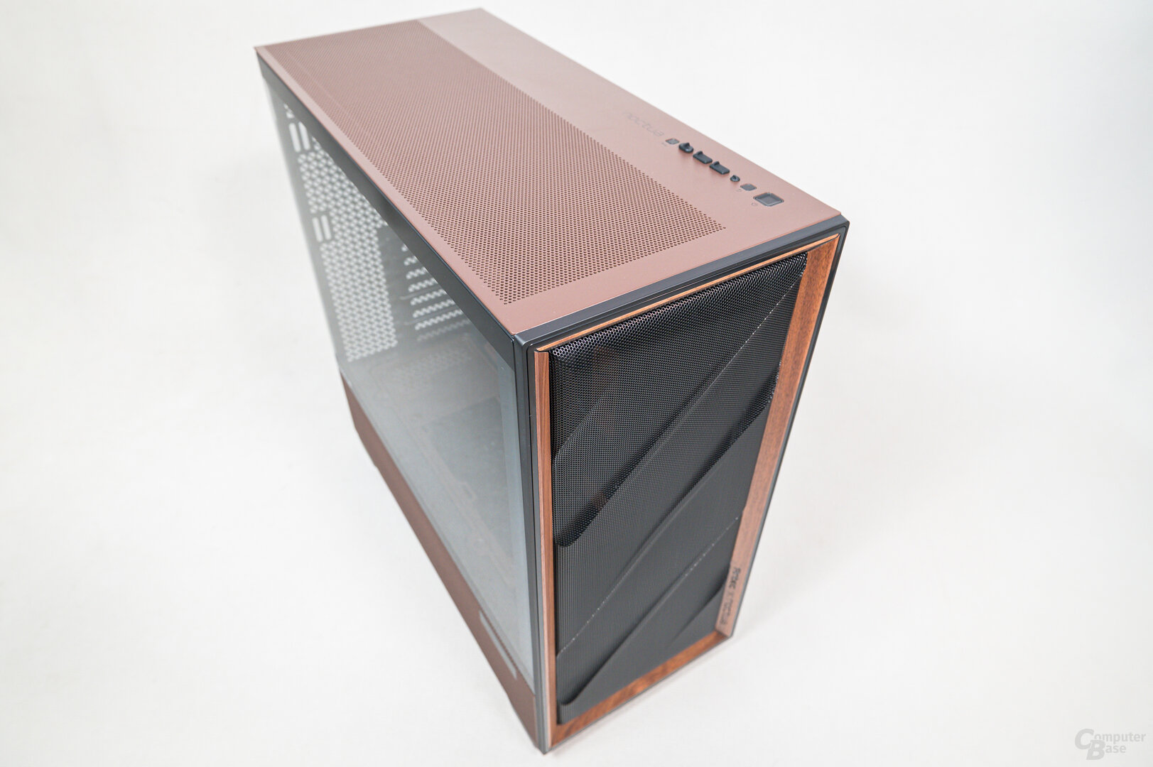Antec Flux Pro Noctua Edition im Test