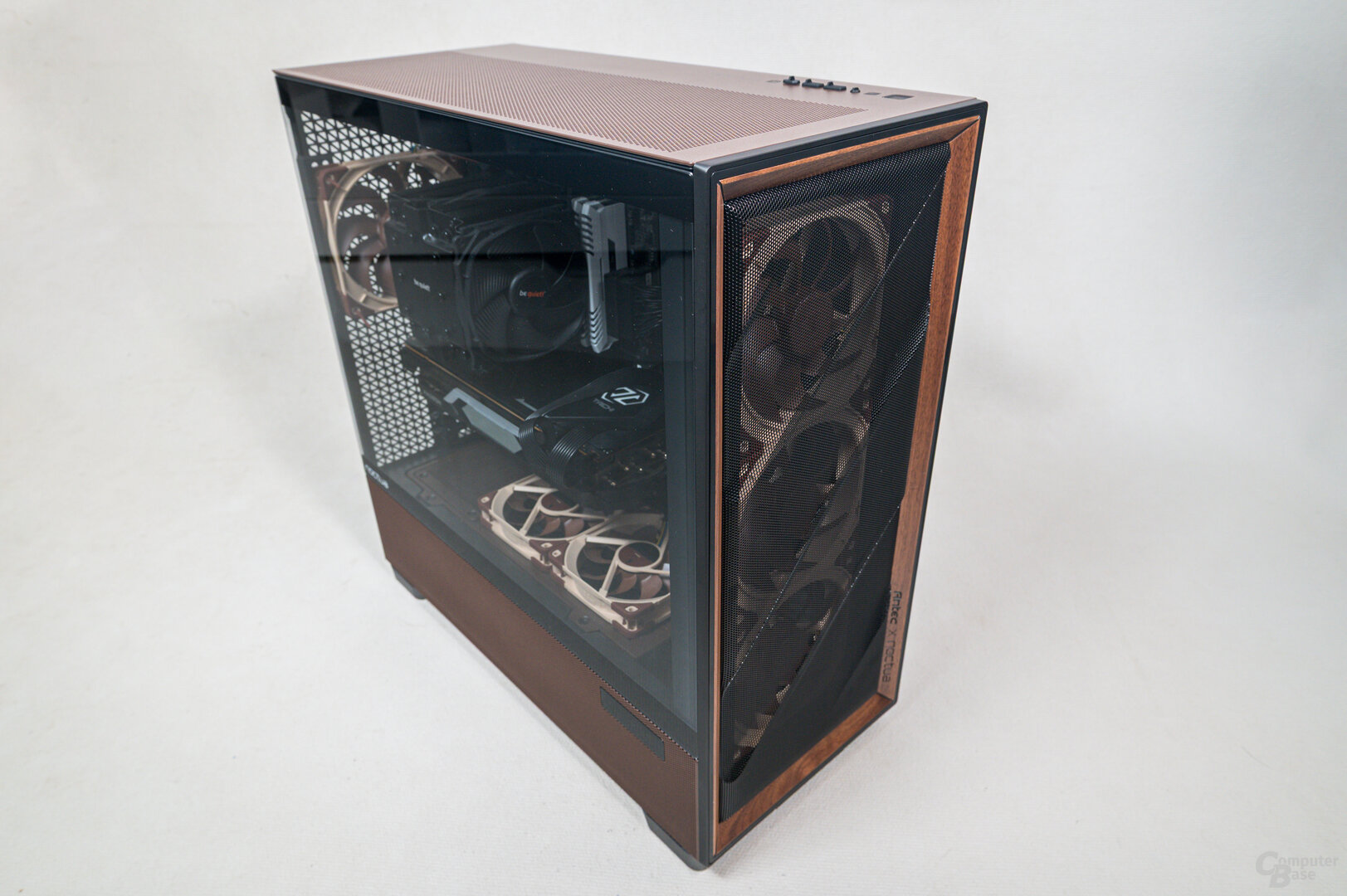 Antec Flux Pro Noctua Edition im Test