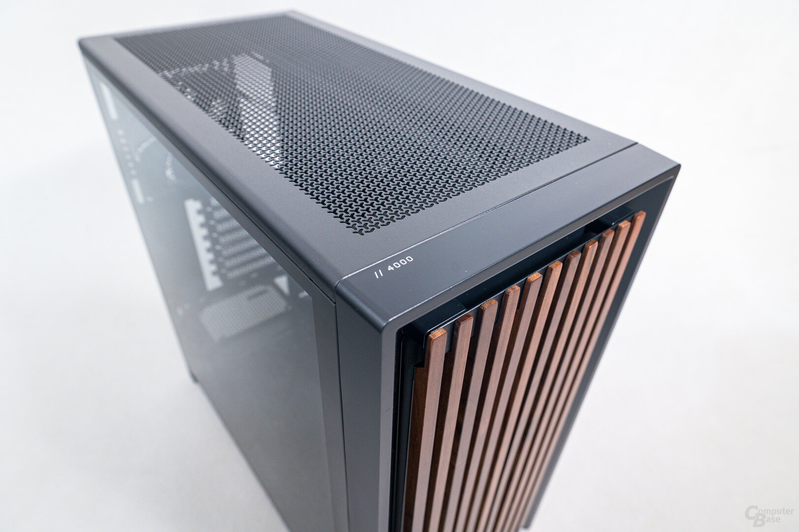 Corsair Frame 4000D Wood