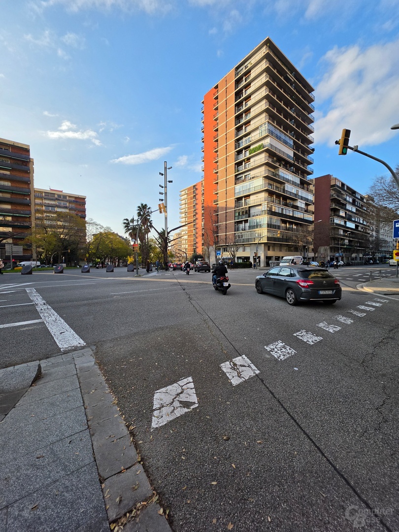 Galaxy S26 Ultra – 13-mm-Ultraweitwinkel (f/1.9, ISO 50, 1/2000 s)