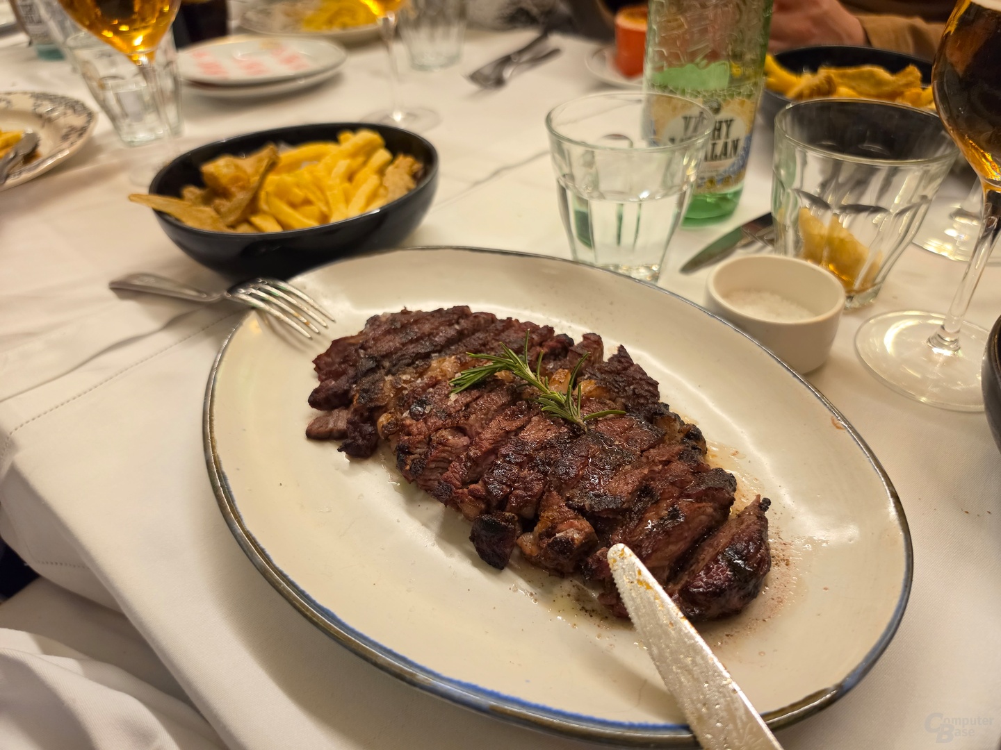 Galaxy S26 Ultra – 23-mm-Weitwinkel (f/1.4, ISO 640, 1/100 s)