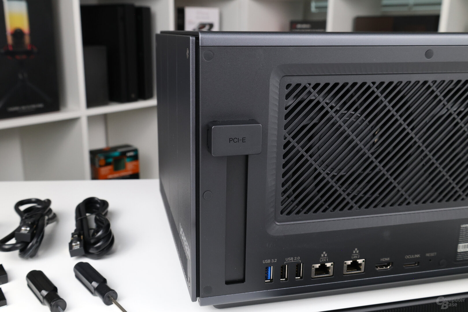 PCIe-Slot des Ugreen iDX6011 Pro