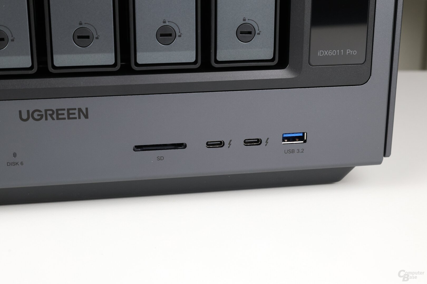 Ugreen iDX6011 Pro mit USB-A und 2x Thunderbolt 4