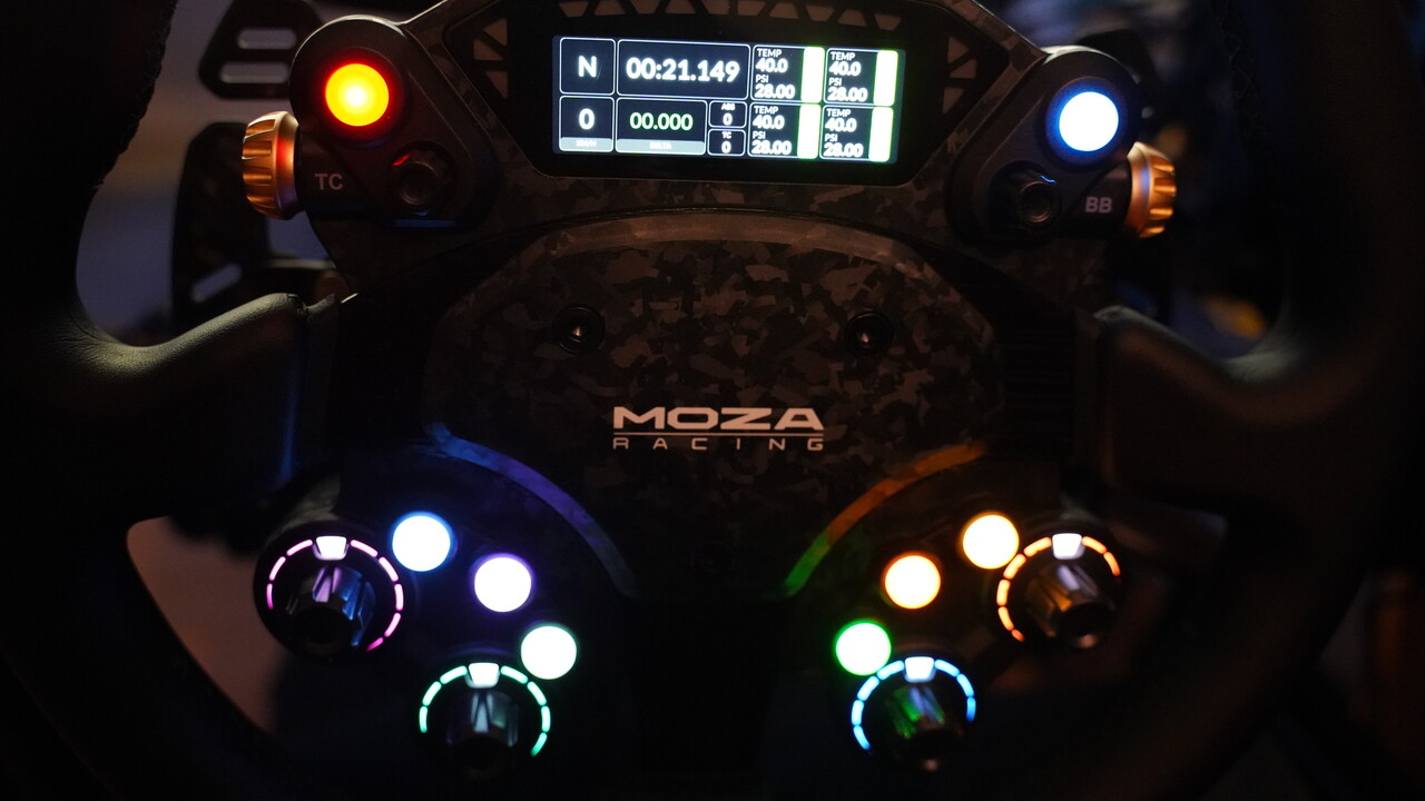 Moza R9 mit CS Pro Lenkrad im Test