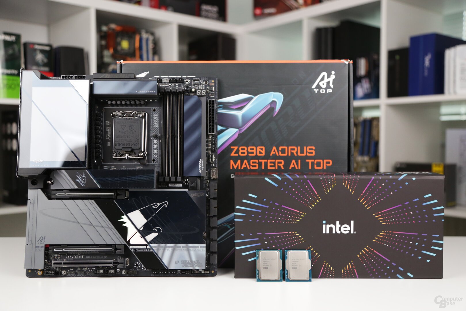 Intel Core Ultra 200S Plus setzt auf bekannte LGA-1851-Mainboards, hier eine Z890-Platine von Gigabyte Aorus