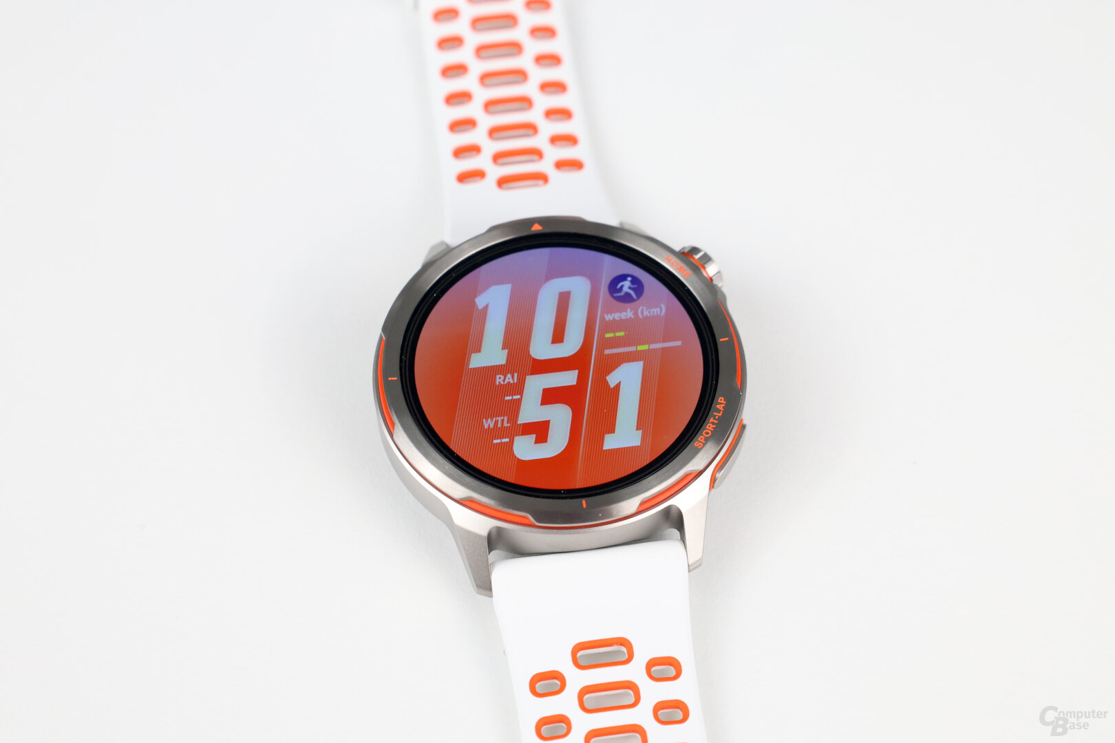 Auch das Standard-Zifferblatt legt den Fokus aufs Laufen und Dynamik