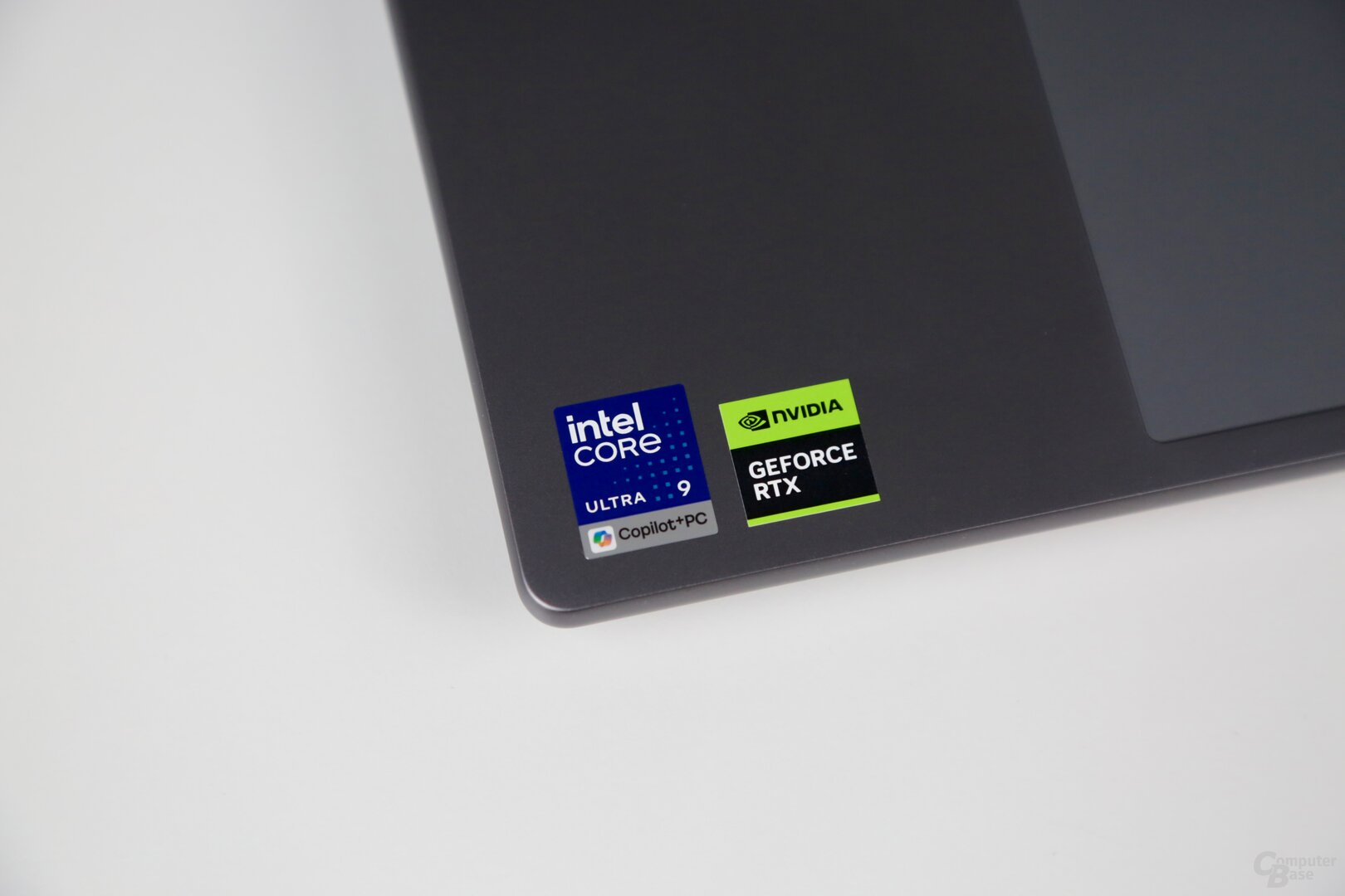 Lenovo Yoga Pro 7i Gen 11 Aura Edition im Test