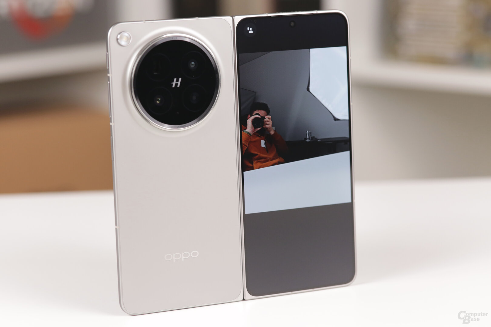 Vorteil Foldable: Hauptkamera für Selfies