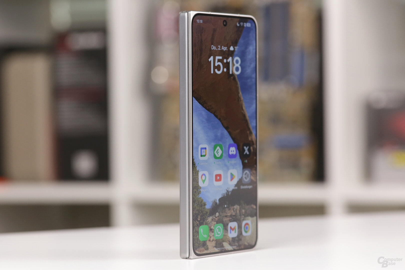 Das Find N6 misst geschlossen 8,93 mm