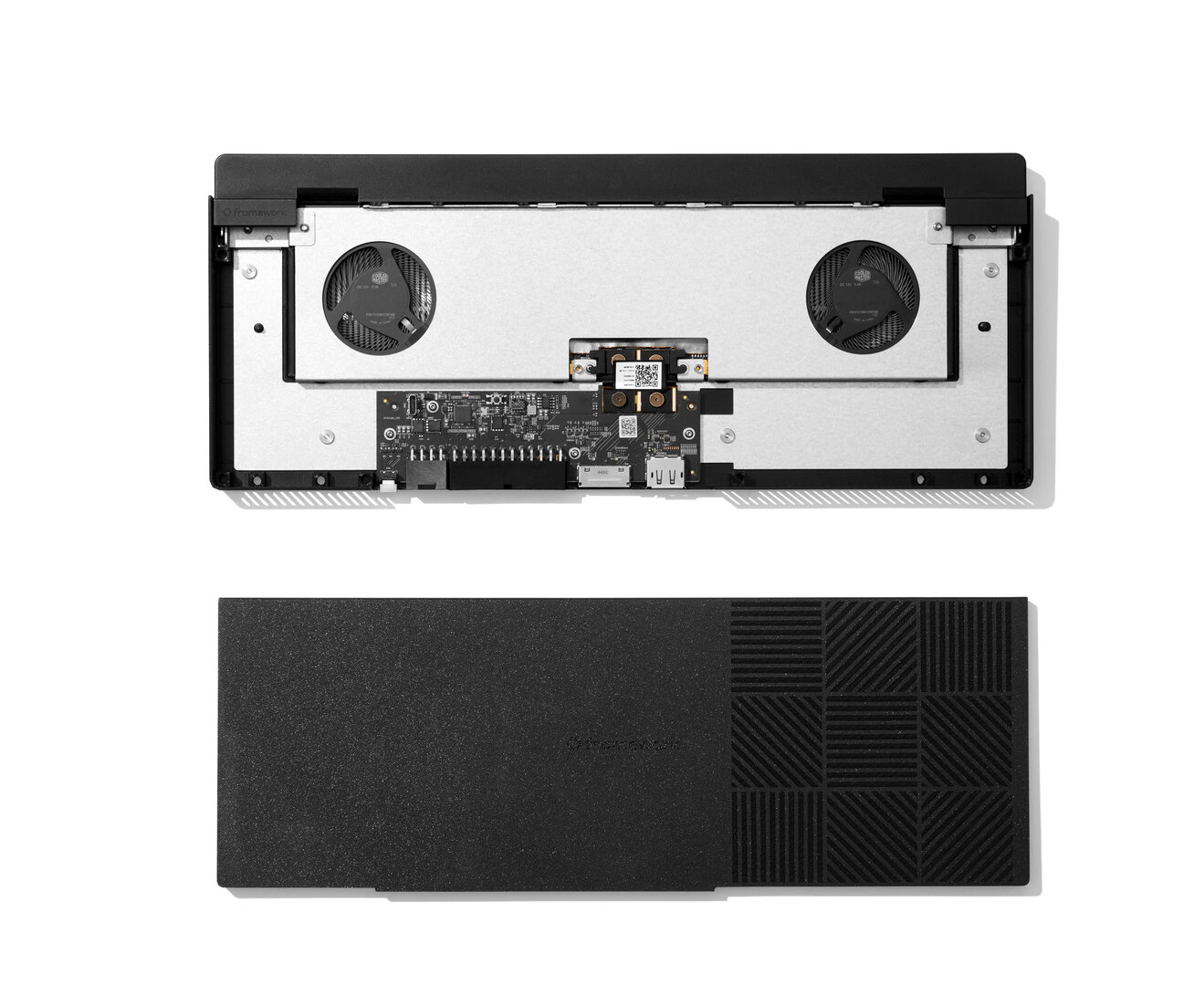 Das neue OcuLink Dev Kit findet im Erweiterungsschaft des Framework Laptop 16 Platz, für den es bis dato dGPU-Platinen gab