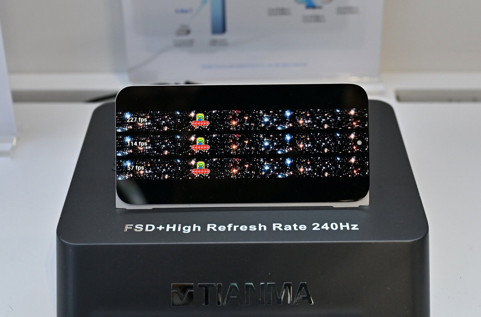 6.32" Ultra-high Refresh Rate AM-OLED Display