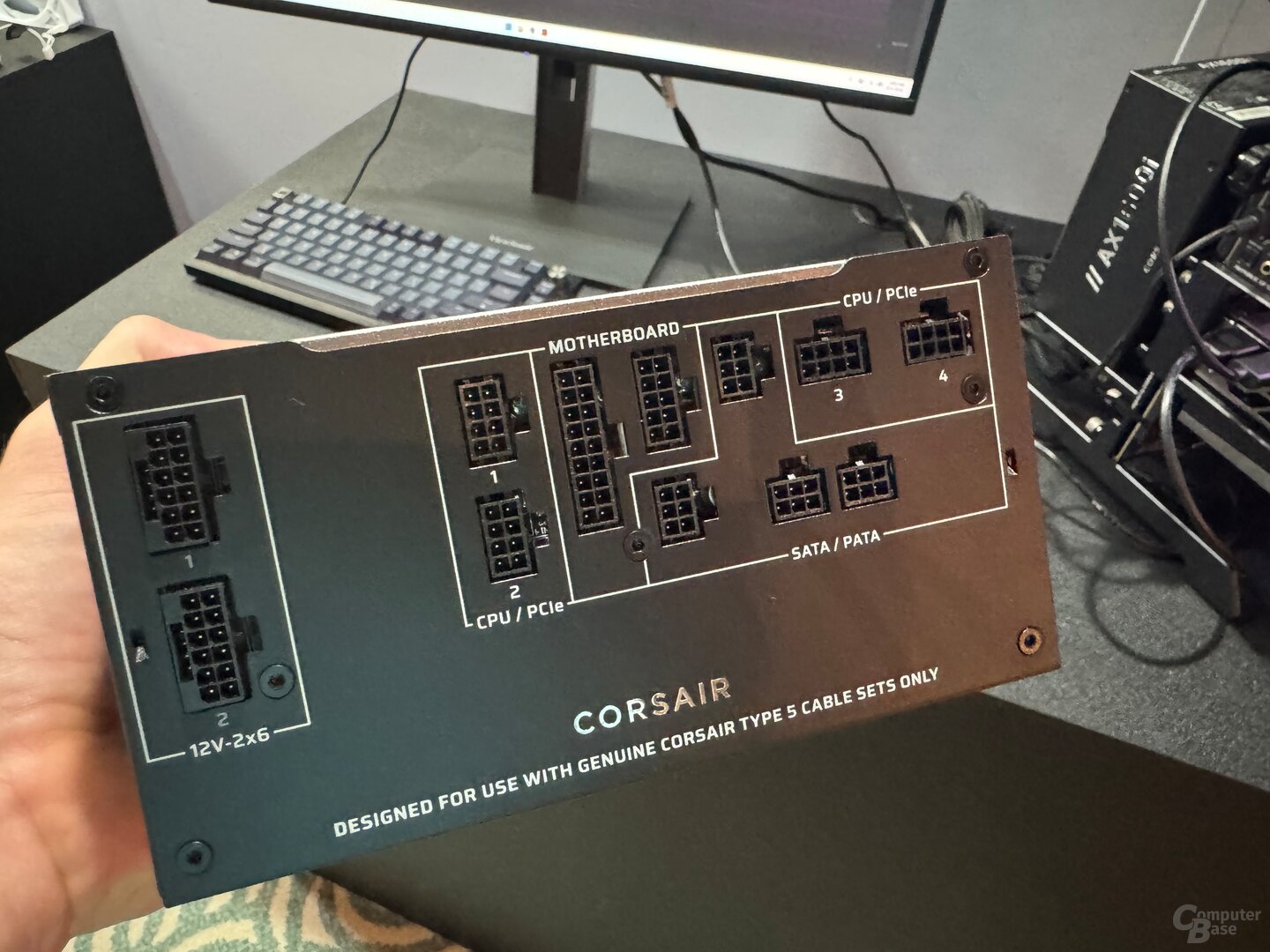Es ist vollbracht: Corsair hat das AX1600i erneuert und es ist deutlich geschrumpft