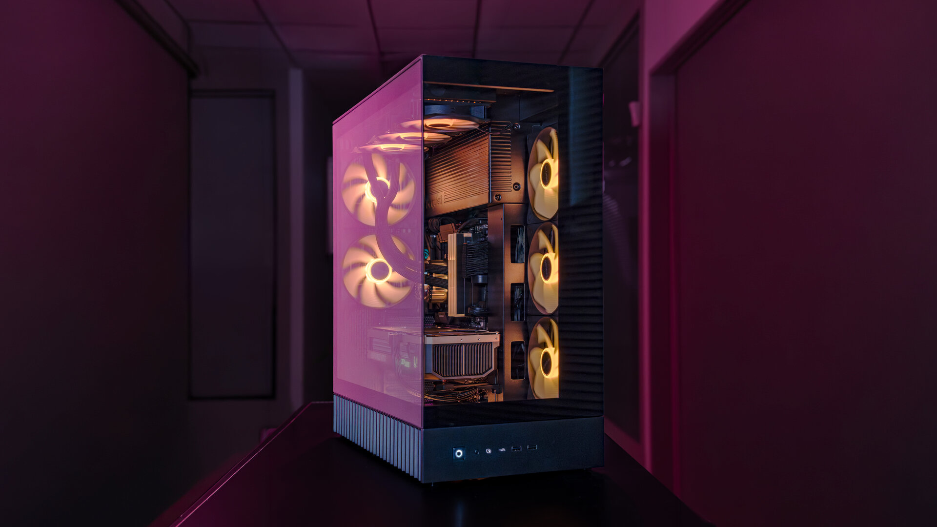 be quiet! Pure Base 803