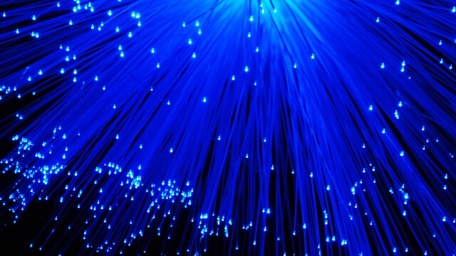 Glasfaser: Die Suche nach dem schnelleren Licht