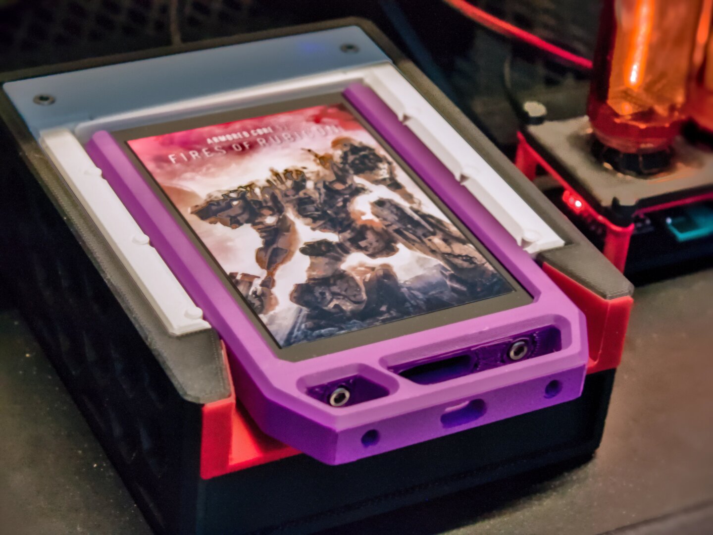 Steam Game Cartridge: Bastler schenkt alten SATA-SSDs neuen Einsatzzweck