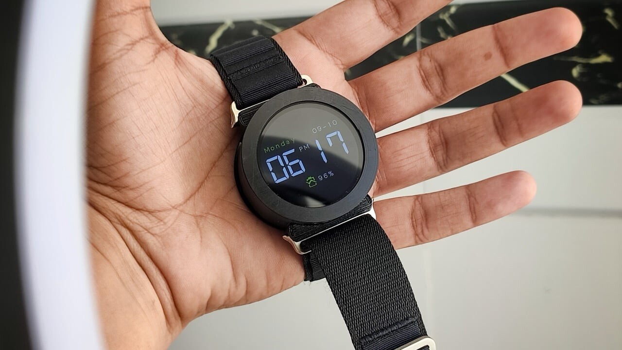 ChronoWatch X2040: Smartwatch aus dem 3D-Drucker mit Raspberry-Pi-Platine