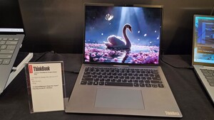 Lenovo Project Swan im Hands-on: 14-Zoll-LCD wird auf Knopfdruck zum 17-Zoll-Breitbildschirm