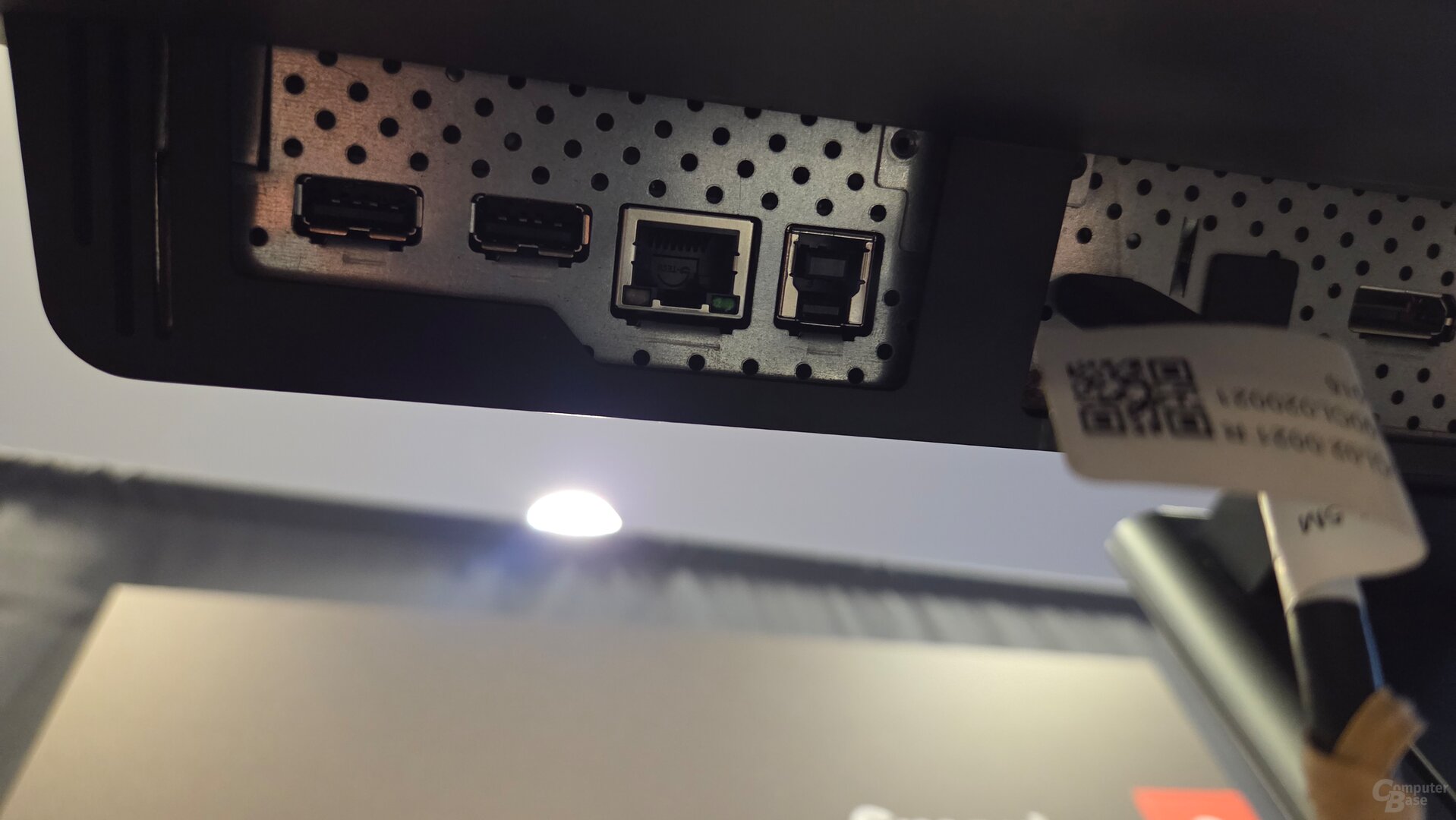 Lenovos ThinkVision-Neuheiten auf der IFA 2026 – hier der Lenovo ThinkVision P27UL-40
