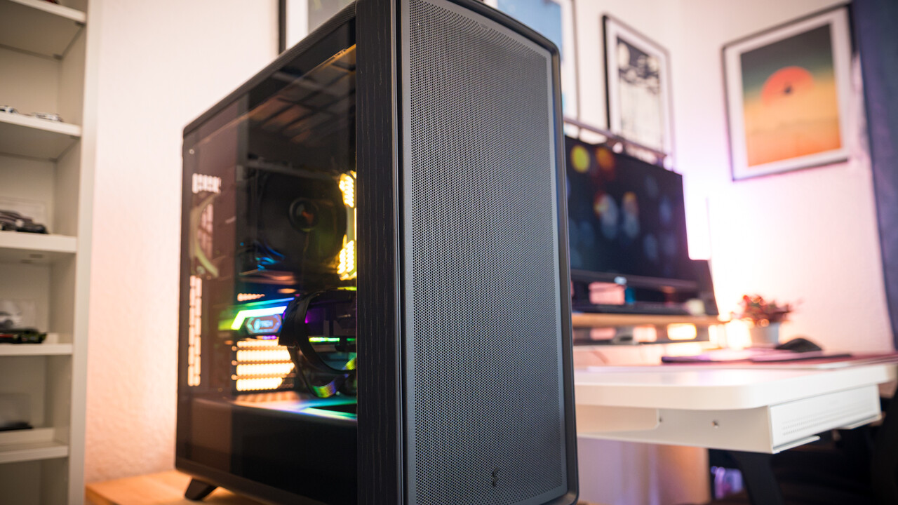 Fractal Design Summit im Test: The Dark-Holz-Knight