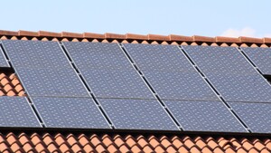 250.000 Anlagen in Deutschland: Lücke in Cloud von Solar-Anbieter hätte zu Blackout führen können