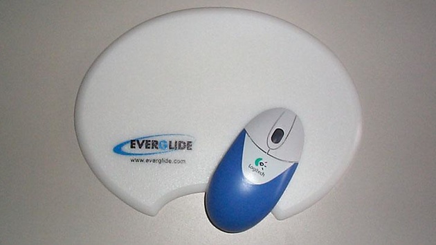 Everglide Large Attack im Test: Da gleitet die Maus dahin