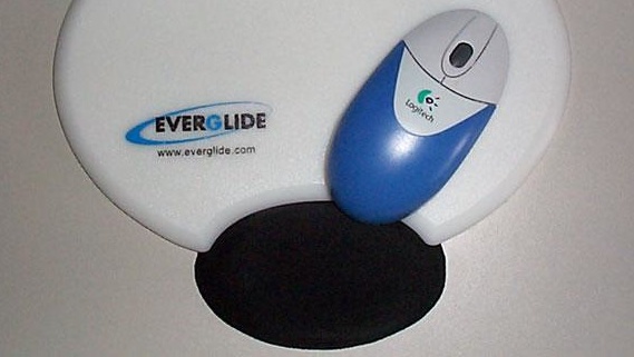 Everglide Wrist Rest Oval im Test: Bessere Haltung dank Handgelenkauflage