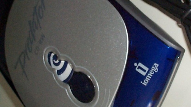 Iomega Predator im Test: Externer USB-2.0-Brenner