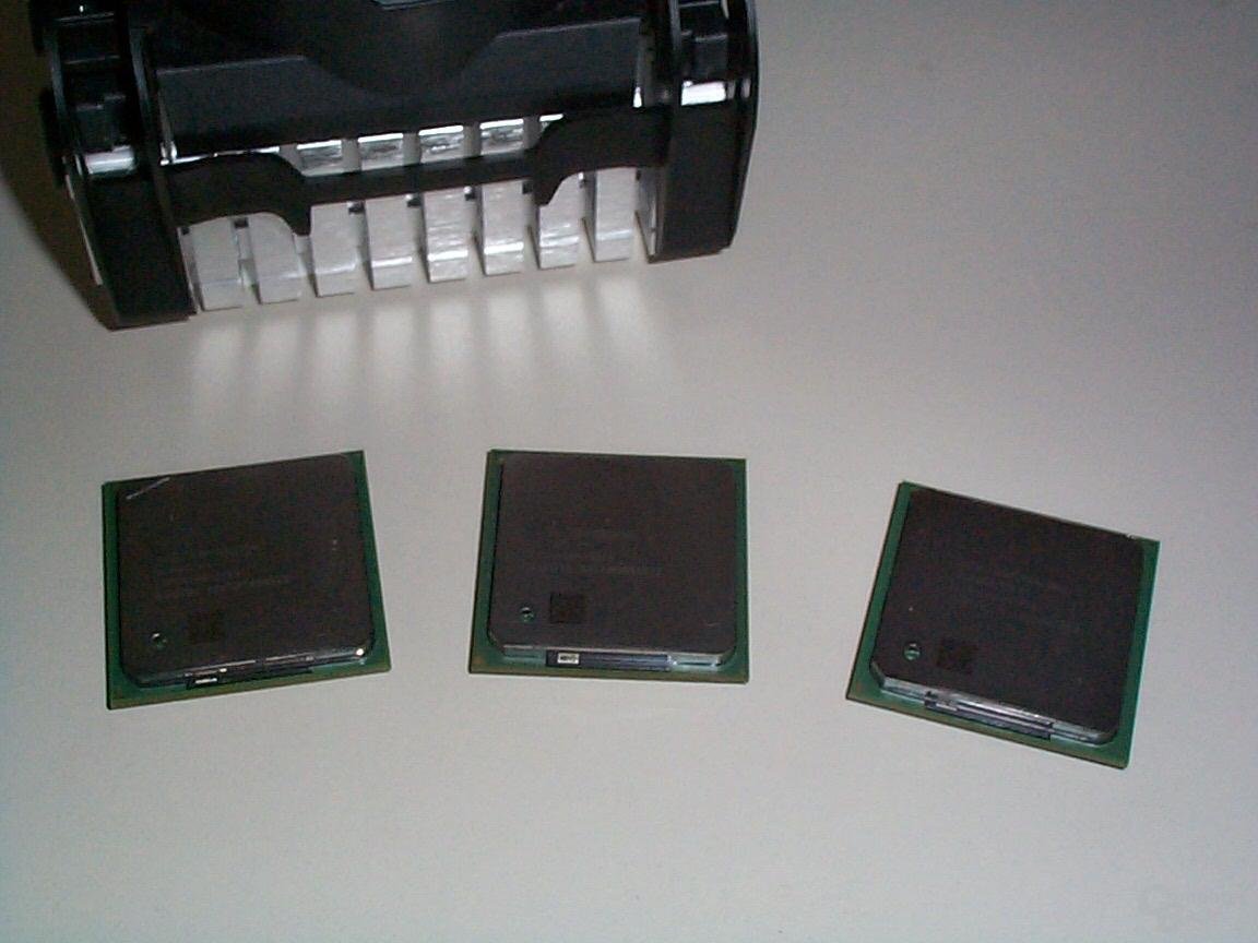 Intel Pentium 4 2,4/400, 2,4/533 und 2,53/533