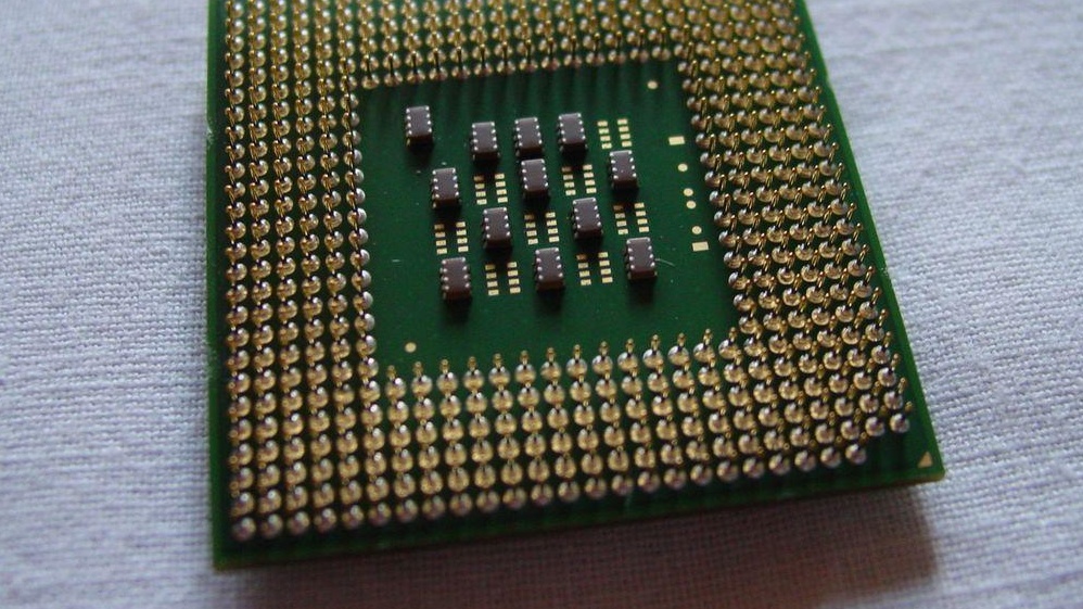 Pentium 4 2,8 GHz mit DDR333 im Test: Wie stark bremst DDR333 den Pentium 4?