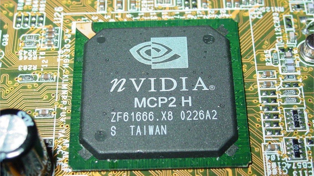 Nvidia nForce 2 im Test: Asus A7N8X mit Athlon XP2700+ unter der Lupe