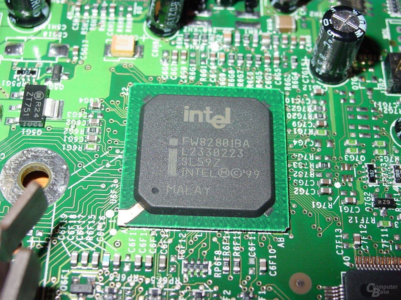 D850EMV2 - Intel ICH2