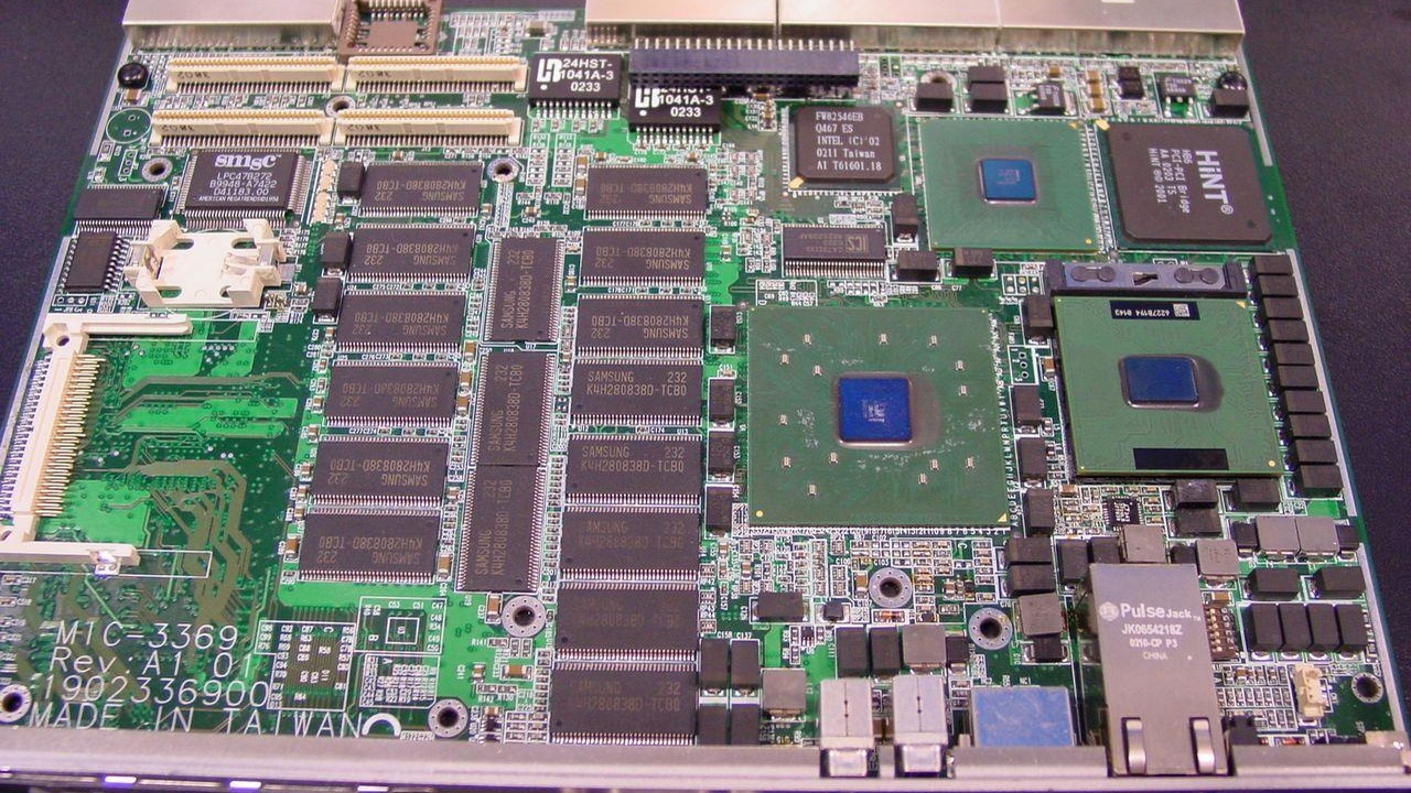 IDF 2003: Von Chipsätzen und CPUs