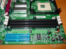 EPoX EP-4SDA5+ - RAM-Steckplätze und IDE