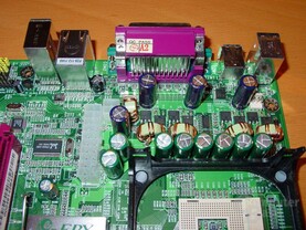 EPoX EP-4SDA5+ - Regulatoren