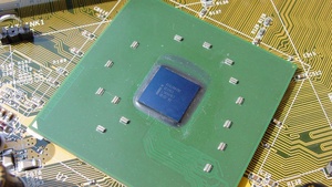 Intel i875P Canterwood im Test: Asus P4C800 Deluxe & Intel D875PBZ verglichen