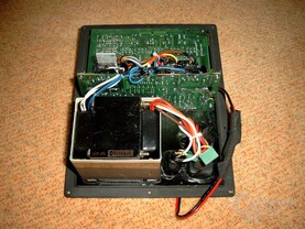 Teufel Concept E Subwoofer Electronic Detail 1
