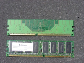 Infineon DDR400