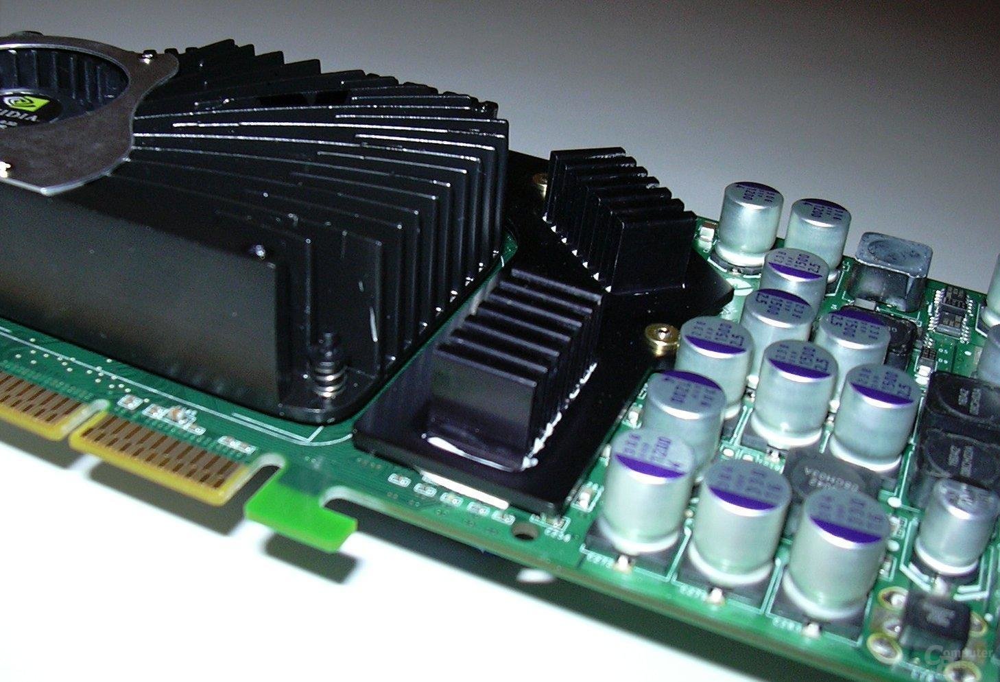 nV GFFX5900u Karte RAM-Kühler