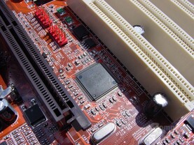 Abit IS7-G Firewire-Chip