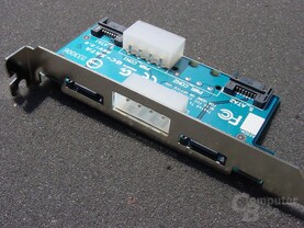Gigabyte GA-8PENXP Serial-ATA-Slotblende