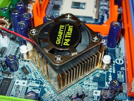 Gigabyte GA-8KNXP - MCH Kühler