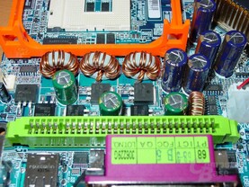 Gigabyte GA-8KNXP - Spannungswandler
