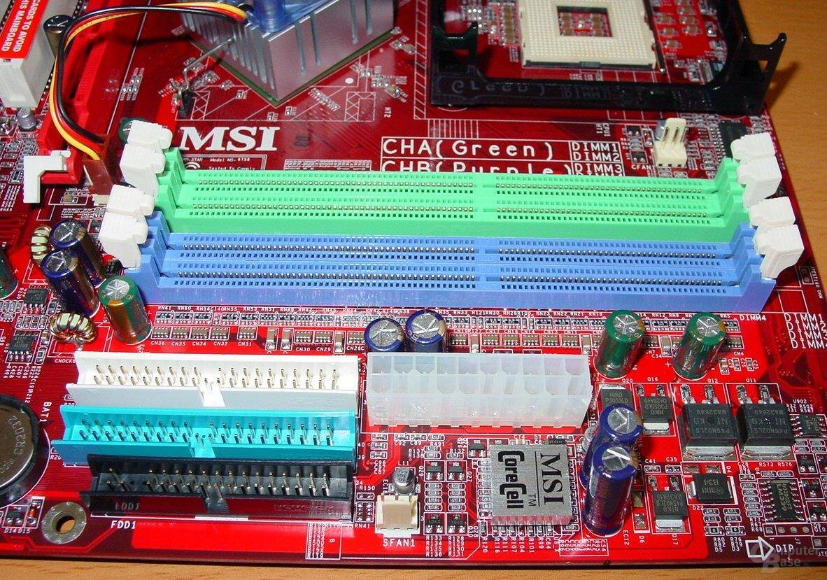MSI 875P Neo-FIS2R - RAM Steckplätze