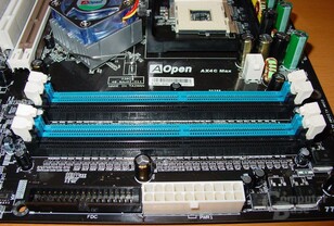 AOpen AX4C Max - RAM Steckplätze