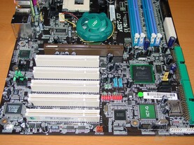Abit IC7-G - Board