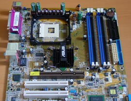 Asus P4C800-E Deluxe - Board